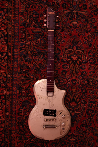 electric guitar